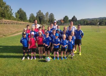 Mládežnický Triogas kemp v Krhové v plném proudu: První dva dny přinesly fotbal, zábavu i návštěvu hasičů