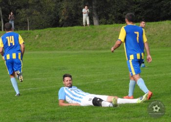 Ratiboř zase blíže záchraně. Francovka předvedla ostudný první poločas