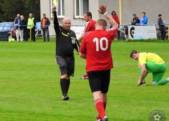 Foto - Tolik zkušeností najednou na valašském fotbale