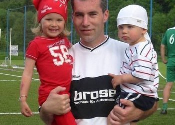 Radek Pečiva bedlivě sleduje fotbalovou dráhu svého syna. Vyroste další valašský kanonýr?