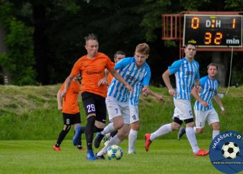 Na utkání Poličná - Krhová by se mělo co nejrychleji zapomenout. Fotbal skončil v emoční mlze