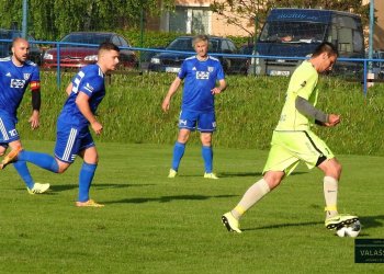 Hrdlička čaroval. Pro bronz ve Valašskomeziříčské lize si nakonec po penaltách došel Hrachovec