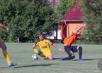 Hororový start do sezony podtrhlo Hovězí gólovou rukavicí v Brumově
