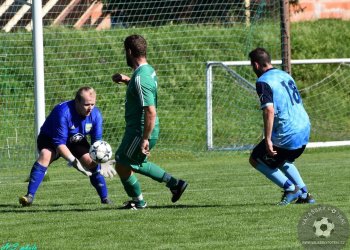 Ajax doma neměl s rezervou Halenkova slitování