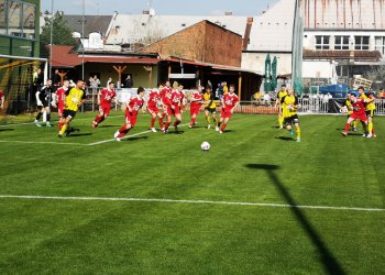 Valmez padl s Novými Sady pro hrubě nevydařeném prvním poločase