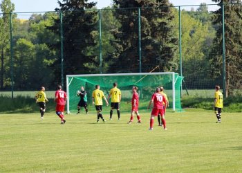 Lhotka se topí ve zraněních s porážkách, rožnovský Maléř měl čtyři zářezy. Ze Zašové dorazila známá tvář