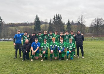 Naše partnerské kluby v okresním přeboru dorostu: VKK A 4., Liptál 5. a VKK B 11. Adam Ráček (7), Jakub Urban (16), Petr Koláček (5)