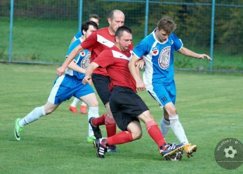 Rezerva Huslenek zvonila v poslední minutě na tyče