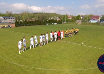 Derby našich jediných dvou zástupců v krajském přeboru VKK a Hrachovce pohledem dronu