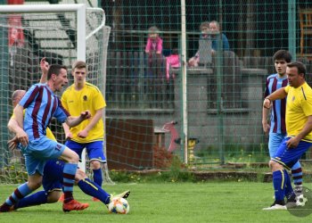 Ve Stříteži museli na výborné SD Nový Hrozenkov/VKK B nasadit nejtěžší kalibr z Hrachovce