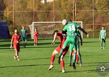 Kateřinice na Sahaře skoro na lopatkách, spasili je Doležel s Eliášem