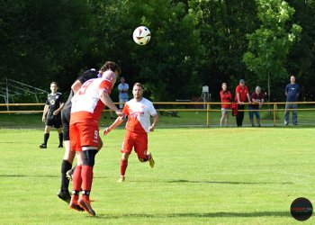Důležitý souboj v Huslenkách rozhodl Brhlík. Krhová čeká na výhru a chce na zápas, kde rozhodčí nechránil hráče zapomenout