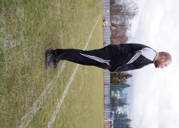Premiéra Stanislava Cacka na lavičce FK Hodslavice obrazem