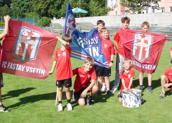 Opětovně se zvedá fotbalová opona