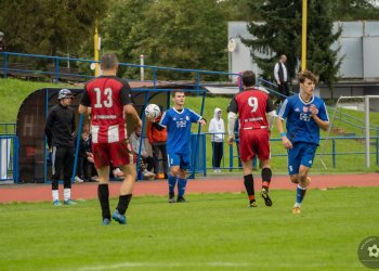 Diskutabilní červená karta nakopla Benfiku k pokoření Podlesí
