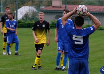 Vidče se dobře připravilo, ale na Sahaře střílel branky jenom hostující Hrachovec