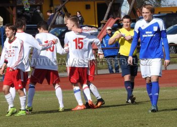 Valašské Meziříčí i s trenérem Kovářem v sestavě spasil střídající Výmola