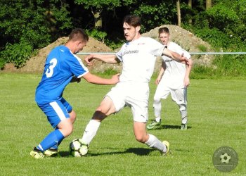 Oslava postupu Loučky se odkládá na poslední kolo. Police v derby jasně dominovaly