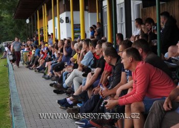 Ve Lhotce bylo na Valmez nacvakáno, fotbal se musí dělat pro lidi!