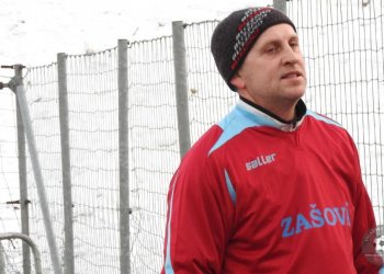 Zašová získala ofenzivní eso! Návrat k fotbalu hlásí rozhodčí Karel Mičkal