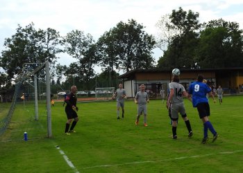 Fotoreportáž - Jak Choryně bez ztráty kytičky získala prvenství v Turnaji dvou krajů.