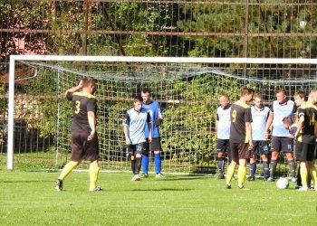 Bynina jde do finále po pokoření Lhotky se šesti body. Dva zářezy má Kuchařík, který ukázal srdce fair play
