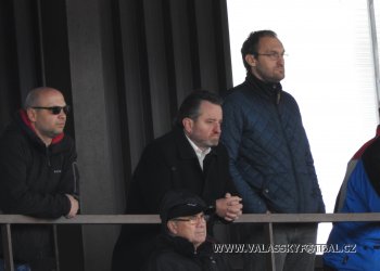 Klíčová podpora města Valašské Meziříčí v čele s Robertem Stržínkem fotbalovému klubu. Umělka obdržela výjimku