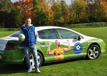 Reklamní vůz posouvá Valašský fotbal zase o úroveň výše