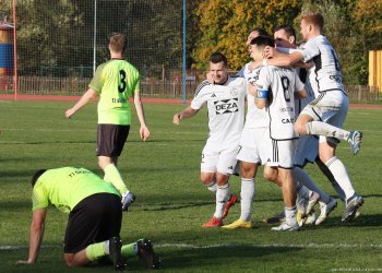 Doležalův první střelecký zápis, Hrdlička vyháněl pavouky. Valmez pokračuje ve vzestupu