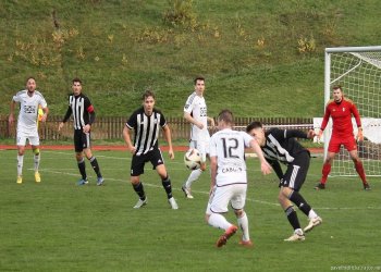 Valmez doma proti Bílovci - První poločas slibný, druhý plný zklamání