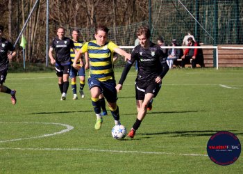 VKK oplatily Nivnici podzimní porážku i s úroky. Druhý hattrick Škrobáka po sobě