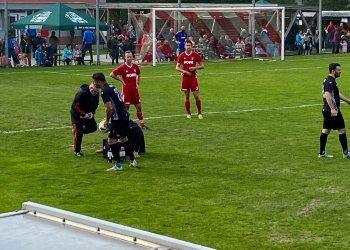 Nádherný svátek fotbalu na Prostřední Bečvě. Domácí hráli plichtu před 800 diváky s Modrou hvězdou