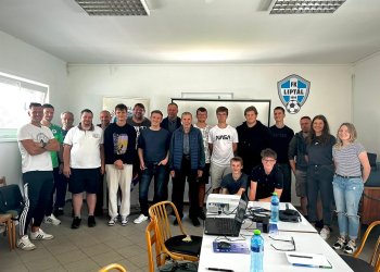 V první řadě si ceníme, že se podařilo výrazně navýšit a stabilizovat počet rozhodčích působících v soutěžích OFS Vsetín, říká předseda KR OFS Vsetín René Stodůlka
