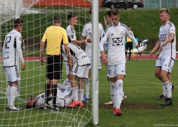 Valmez zahazuje do nebe volající šance a pak body nepřicházejí. Smutný zápas v Pusté Polomi