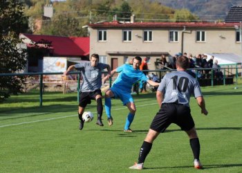 Hattrick Náměstka, oprášené rukavice veterána Vrabce. Umělka více voněla rožnovské rezervě