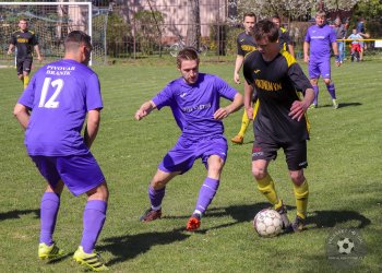 Valašská Bystřice ve Stříteži kousala. Na druhý poločas přišel kanonýr Šebek a domácí se radují