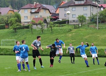 Bouřka bušila do zápasu v Huslenkách. Sestupující domácí si na Byninu nepřišli