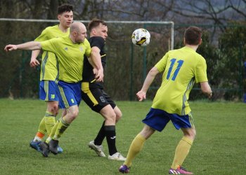 Kanárkům pomohli zkušení bardi. K bodům to zatím nevedlo