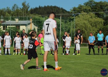 Ještě dvě ohlédnutí za otevřením nového trávníku na Prostřední Bečvě
