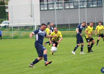 Dvě Raždíkovy penalty a ve stylu jarmarku bylo v Zubří zameteno. Vrátil se předseda