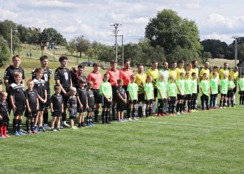 Tak má vypadat oslava stovky! 950 diváků a férové derby Zašová - Zubří