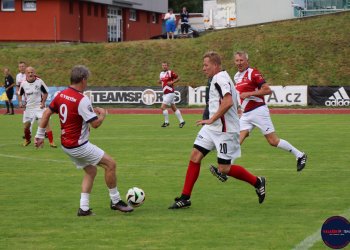 www.valasskyfotbal.com na oslavě 100 let Valmezu - díl třetí (staré gardy). Videoreportáž a rozhovory