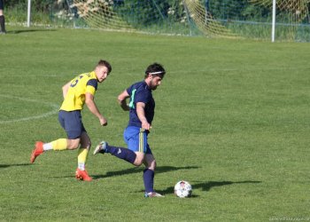 Kanárci mixem tamního zkušeností a mládí vykročili do okresního přeboru tou pravou nohou. Zubří jen korigovalo