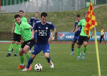 Valašské Meziříčí srazily doma do kolen vlasťnák a vyloučení