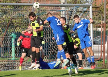 Ve Vlachovicích se zase připomněl kanonýr Veselé Janíček. Stačilo mu na hattrick 15 minut