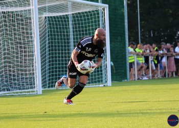 Slýchávám, že lidi nás pasují do role outsidera - jednoznačně prohrajeme, ale minimálně bude remíza pro nás, říká před derby s Horní Bečvou brankář Prostřední Bečvy Aleš Jurajda