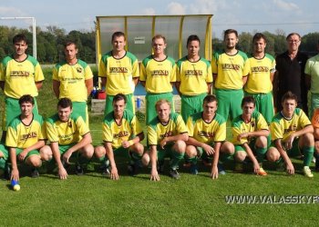 Lhotka pomalu rozjíždí rekonstrukci kádru - klub zatím oznámil odchody
