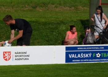 www.valasskyfotbal.com podpořil dobrou věc! OFS  Vsetín nabízí FOTBALOVÉ ARÉNY PRO NEJMENŠÍ FOTBALISTY