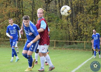 Choryně notně kousala. Hrachovec zabral ve druhém poločase a v semifinále poháru narazí na Slušovice
