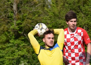 Halenkov zlomil v Brumově v poslední šestiminutovce Zvoníček